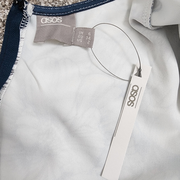 NWT ASOS Women's Floral Dress, size 2 - Picture 10 of 10